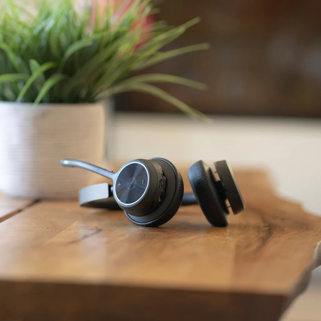 Poly Voyager 4320 Stereo USB-A Wireless Headset with BT700 Dongle - iDesign Communications